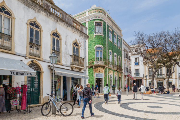 Know the Portuguese market in advance