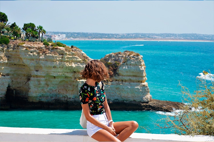 Pros and cons of living in the Algarve