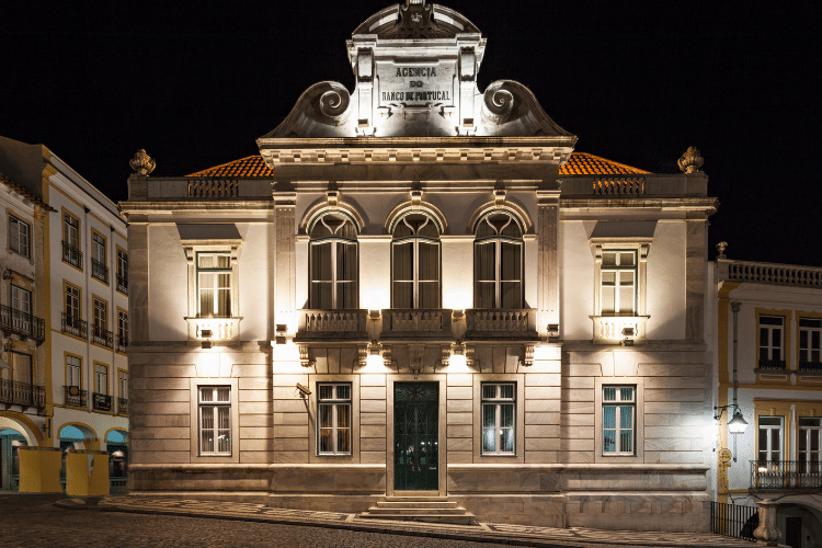 bank-in-evora-portugal