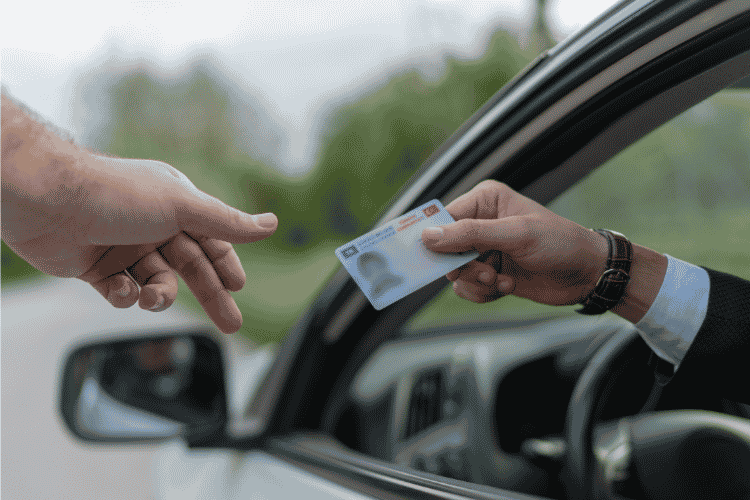 Como um estrangeiro pode tirar a carteira de motorista em Portugal