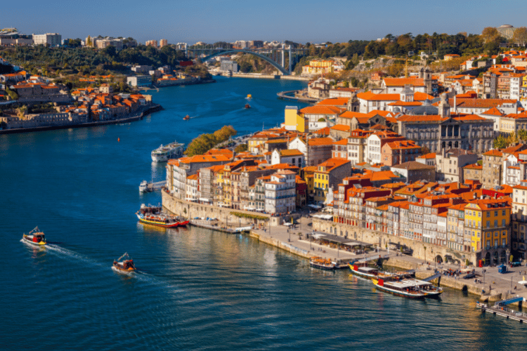 Guia Completo para Viver em Portugal