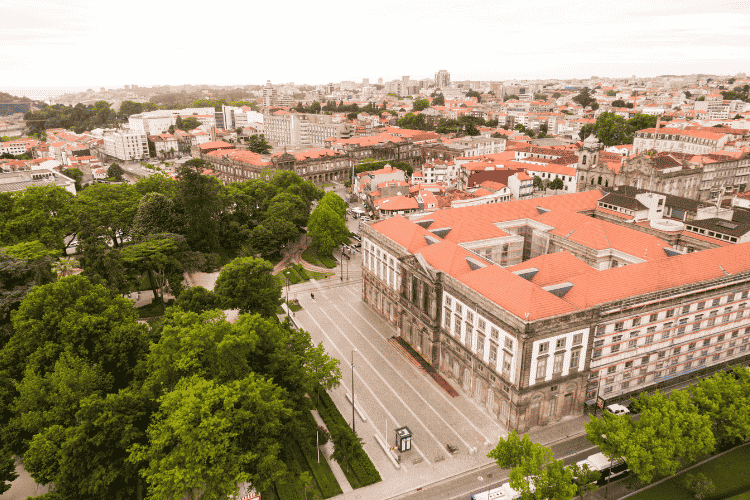 studying-in-the-university-of-porto