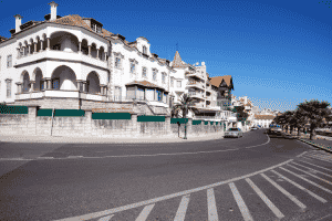 buying-a-house-in-cascais