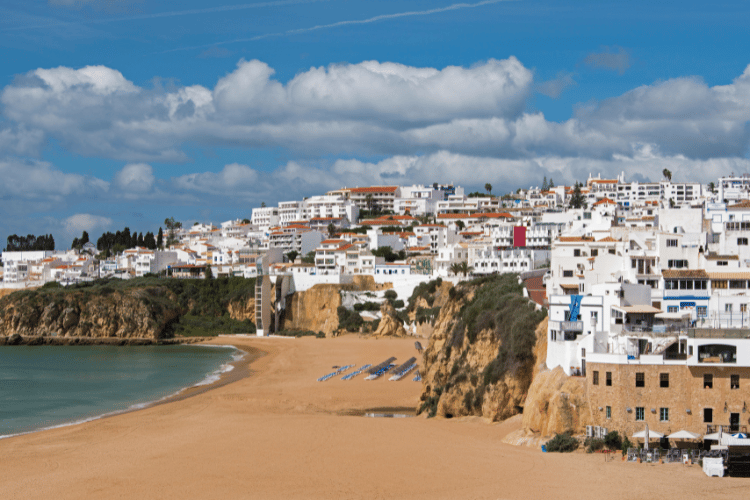 8 motivos para você se aposentar no Algarve
