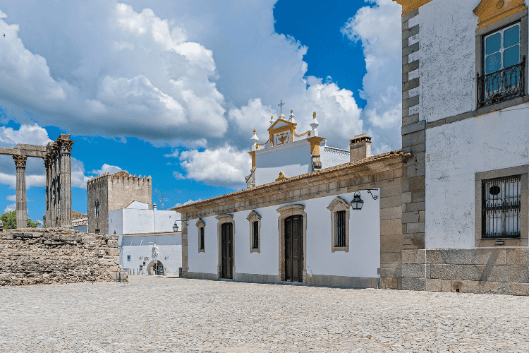 Quanto custa comprar imóveis na região do Alentejo