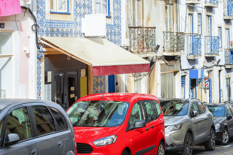 cars-in-lisbon