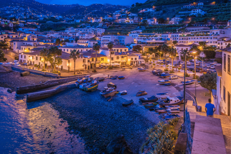 madeira-at-night-for-digital-nomads