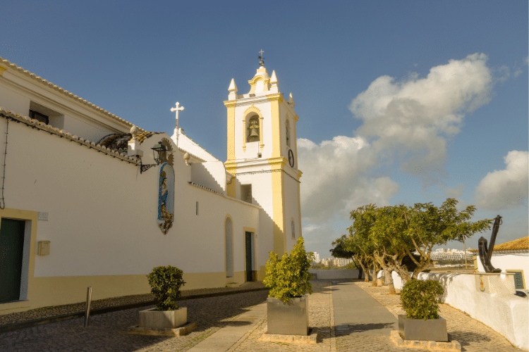 safety-living-in-loule