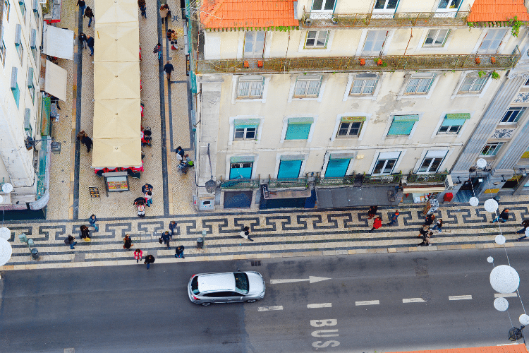 streets-of-portugal-are-safe-to-live-here-after-retirement