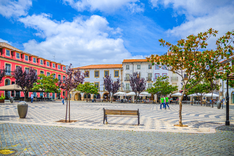 living-in-leiria