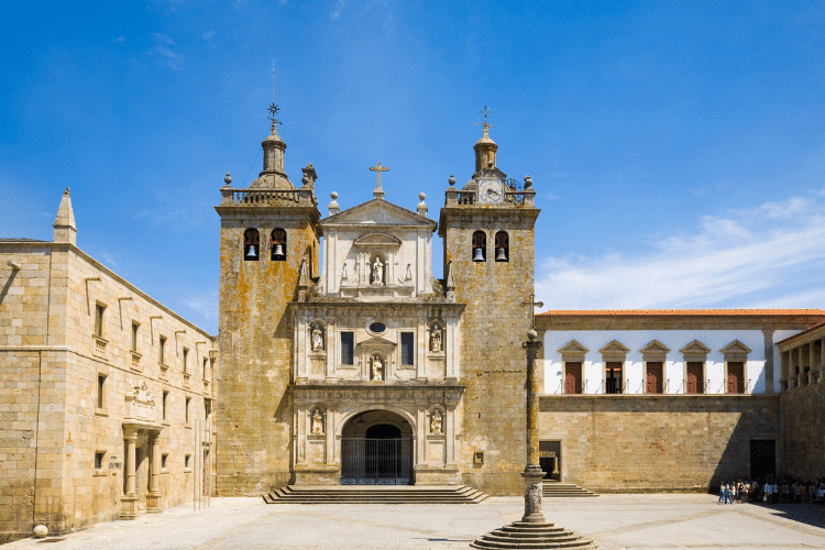 Viver em Viseu A Cidade Medieval de Portugal