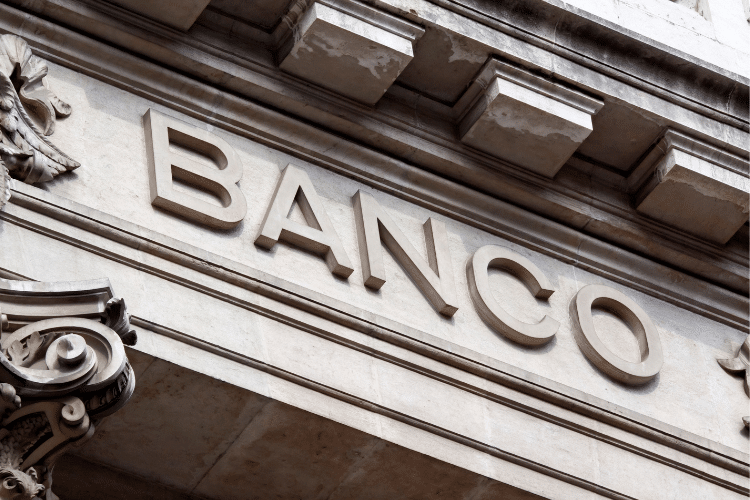Melhores bancos da Espanha: como abrir uma conta bancária