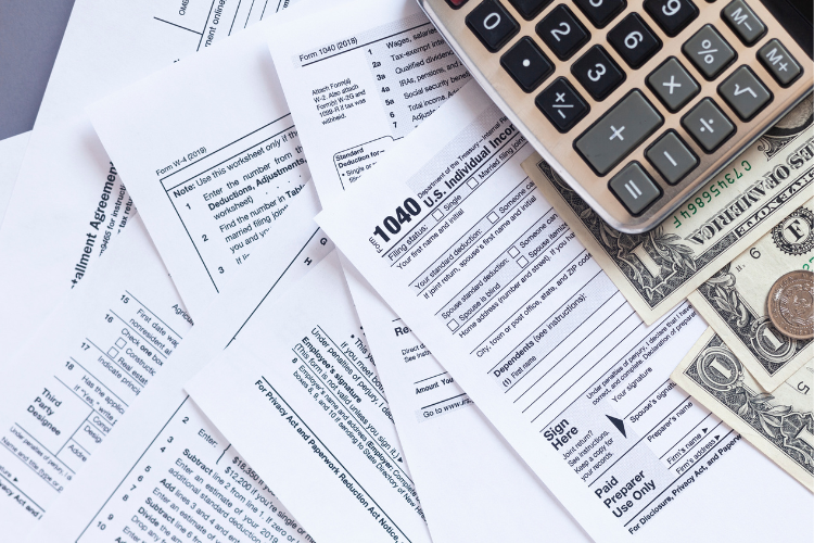 Retired-Americans-Living-in-Portugal-What-Portuguese-Taxes-Can-You-Expect